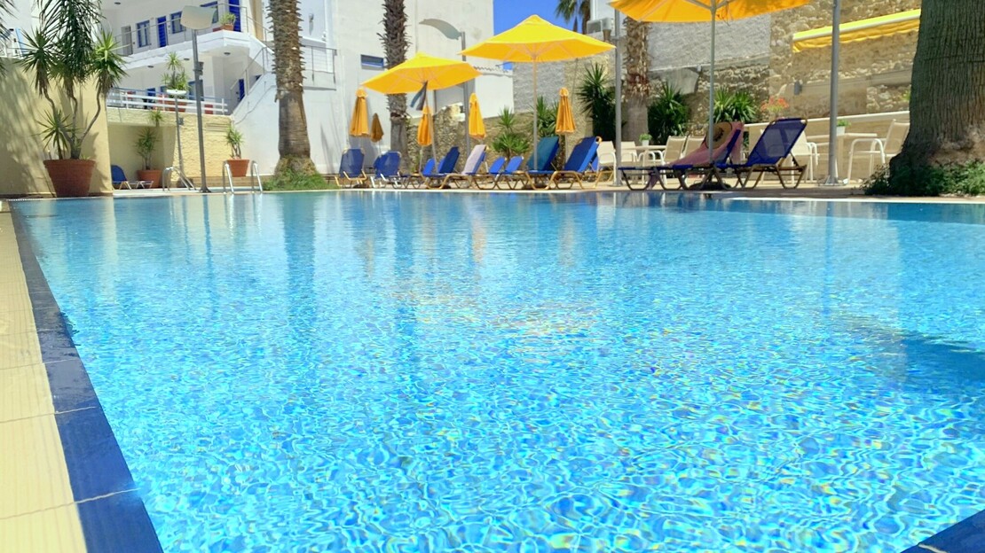 Kasavettis Center - Hotel Studio & Apartments